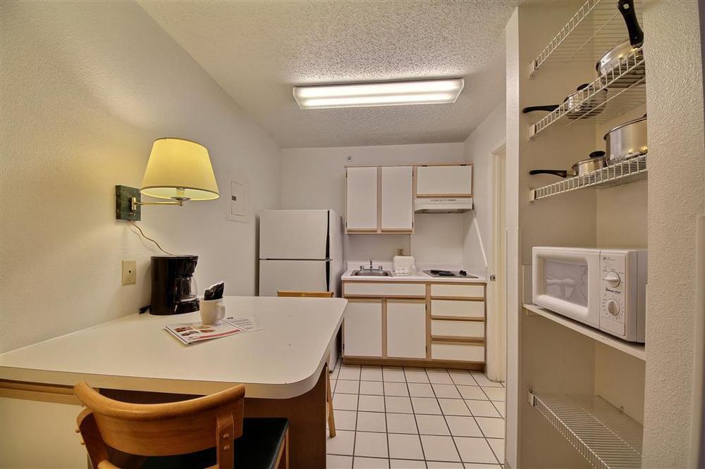 Studio 6-San Antonio, Tx - Medical Center Room photo